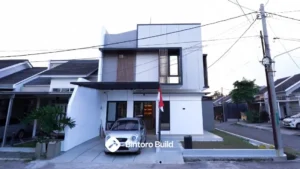 Renovasi Mr. WH House