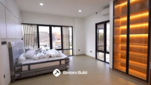 Renovasi Mr. WH House