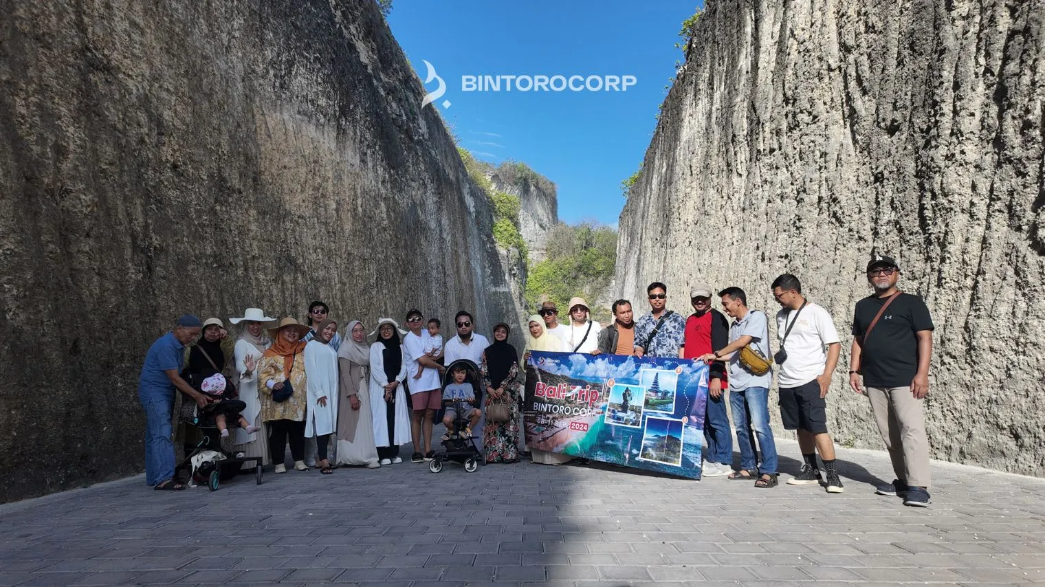 Tim manajemen Bintoro Corp survei lokasi kantor cabang di Bali